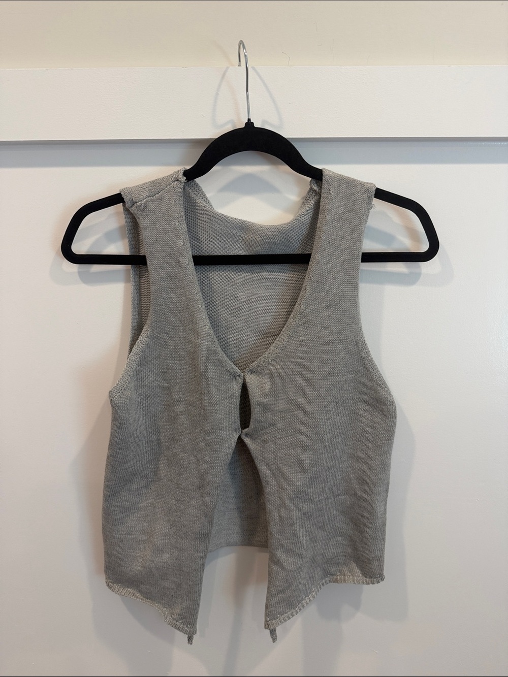 Sleeveless Knit Grey Vest